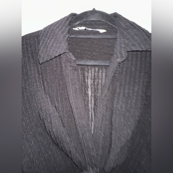 Zara women’s black low cut cropped blouse XS summer contemporary semi sheer - Picture 8 of 11